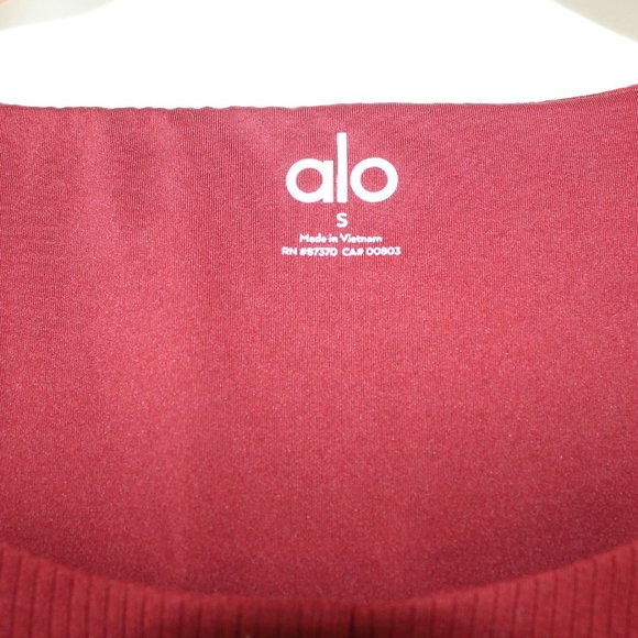 ALO Yoga Blissful Henley Bra Top Cranberry Red Small - Picture 2 of 3